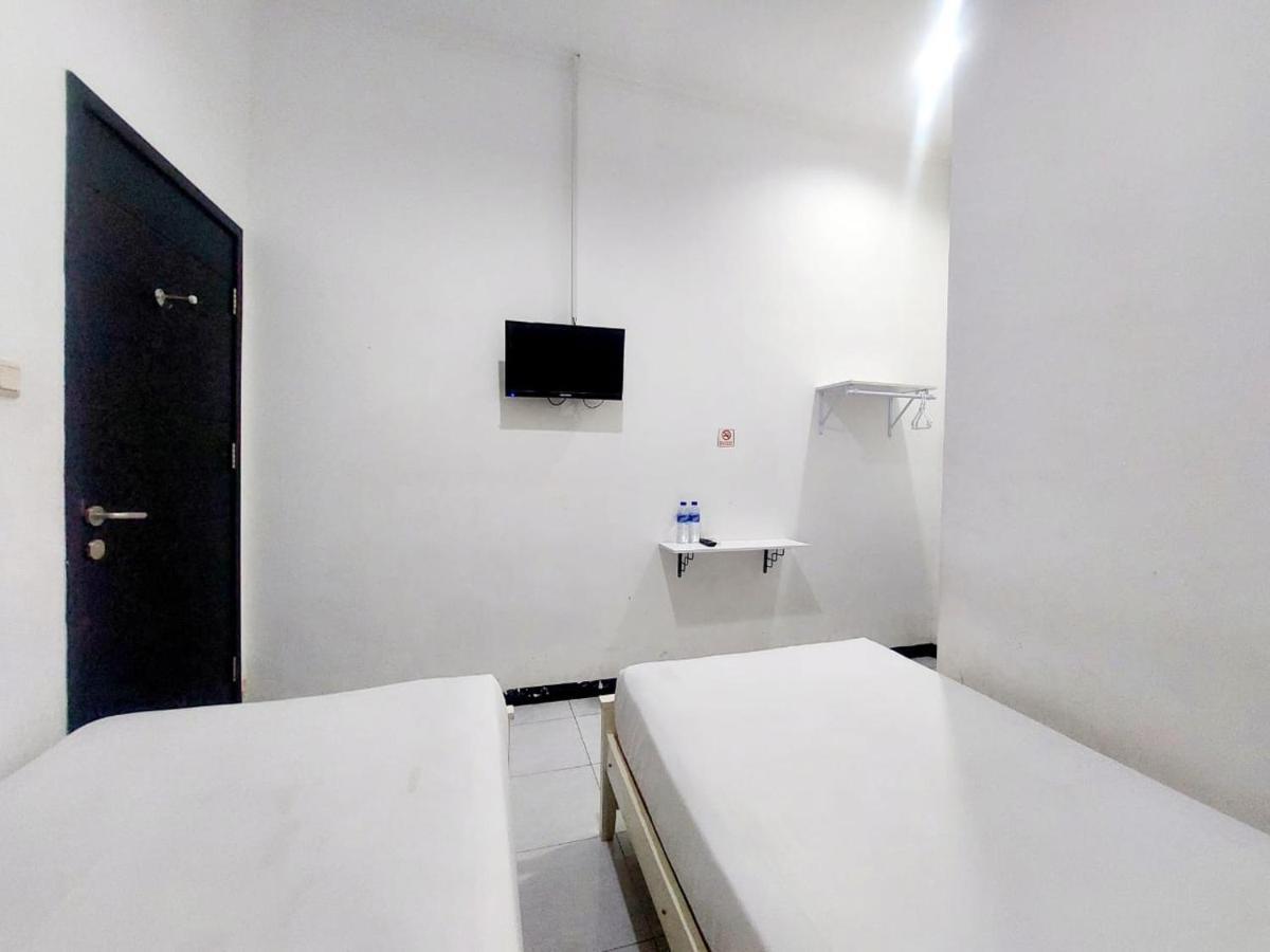 Cozy Stay Kupang Kupang  Exterior photo